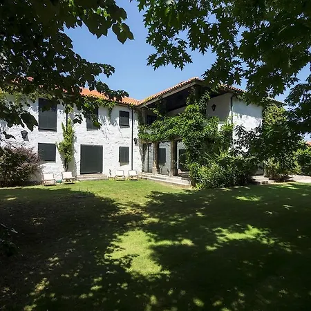 Casa De Santo Antonio De Britiande